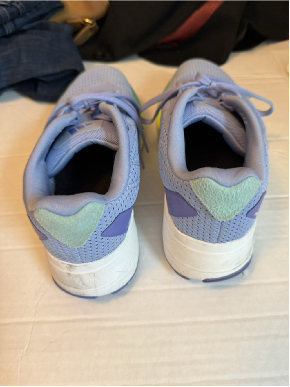 Adidas Women’s Running Shoes Sz 7.5 Periwinkle Color - Picture 3 of 6